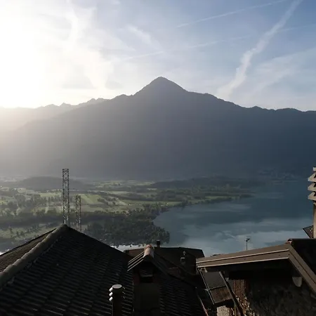 Appartamenti Montemezzo Le Case In Pietra La Torretta Exterior foto